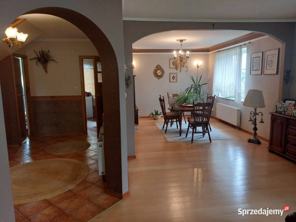 Przestronny dom 148 m2 działka 12 arów garaż 1 piętro Dobieszyn sprzedam