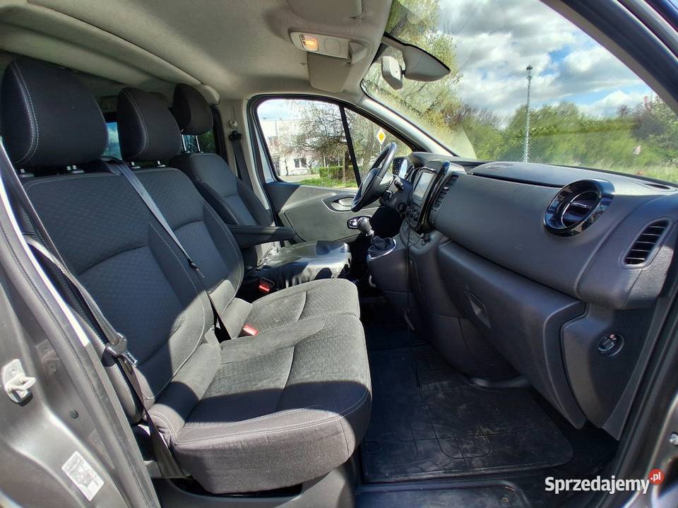 Opel Vivaro Long Długi 9 osób 2 x Klima i system Start-Stop Słupca sprzedam