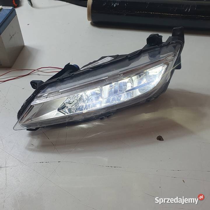 SEAT LEON III 3 LIFT LED DRL PRAWY PRZÓD Międzychód