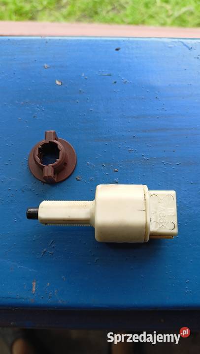 Czujnik hamulca nożnego toyota Avensis Katowice