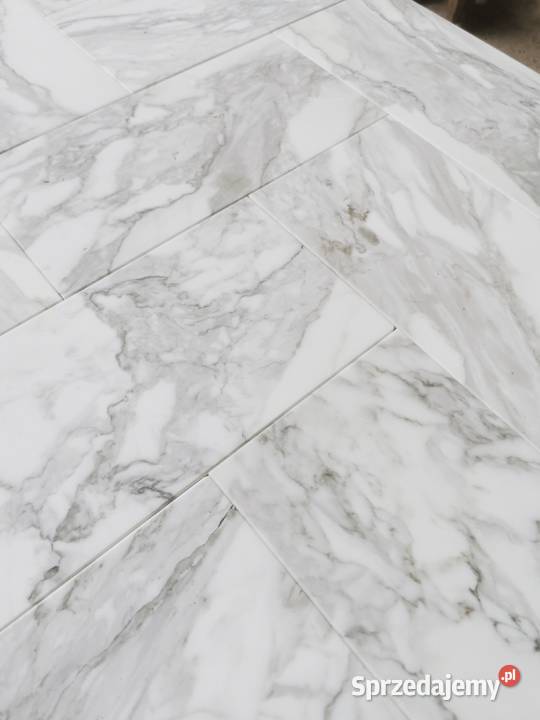 Marmur 152x305x1 Płytki Marmurowe Calacatta