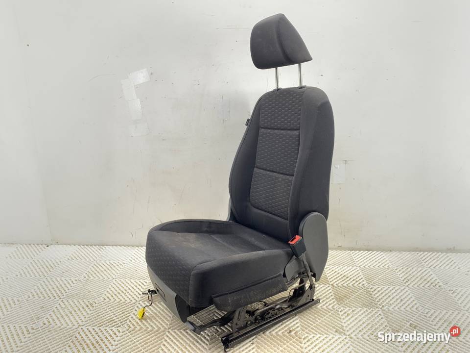 FOTEL PRAWY PRZÓD VW TIGUAN SUV 0718 SIEDZENIE