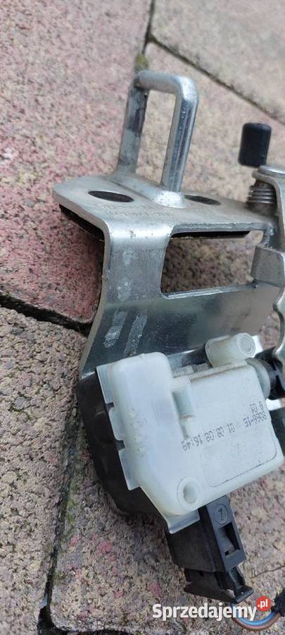 OCTAVIA I KOMBI RYGIEL KLAPY BAGAŻNIKA osobowe Skwierzyna sprzedam