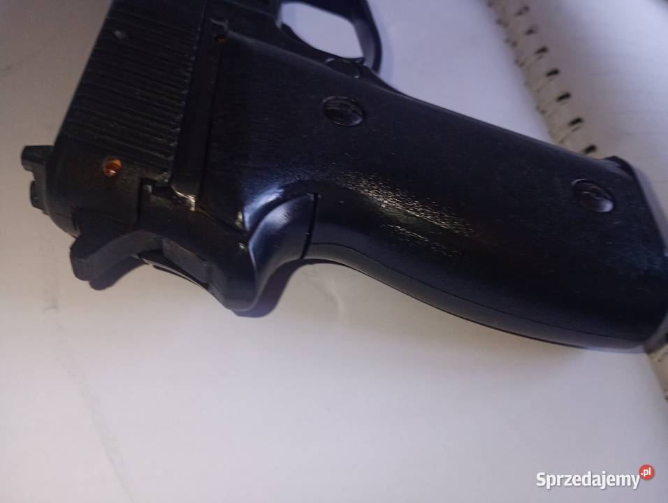 Pistolet sig sauer p226 plastikowa replika z Wrocław