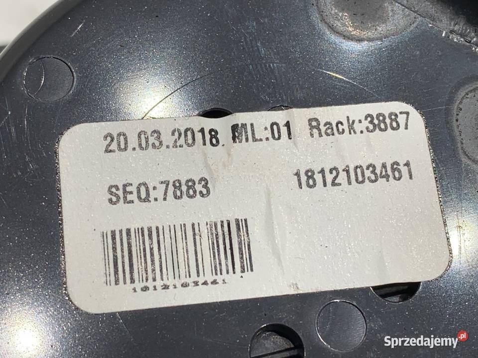 UCHWYT NA NAPOJE VW GOLF VII Kombi KUBKI KUBKÓW