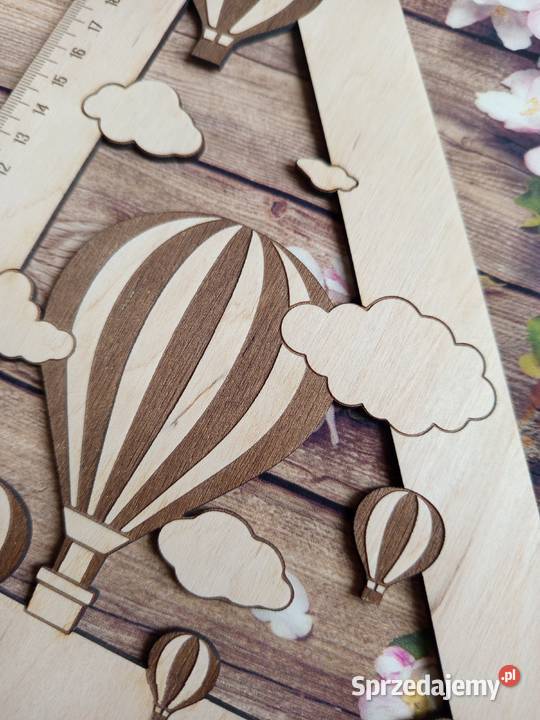 Ekierka drewniana 30 z personalizacją balony Bełchatów