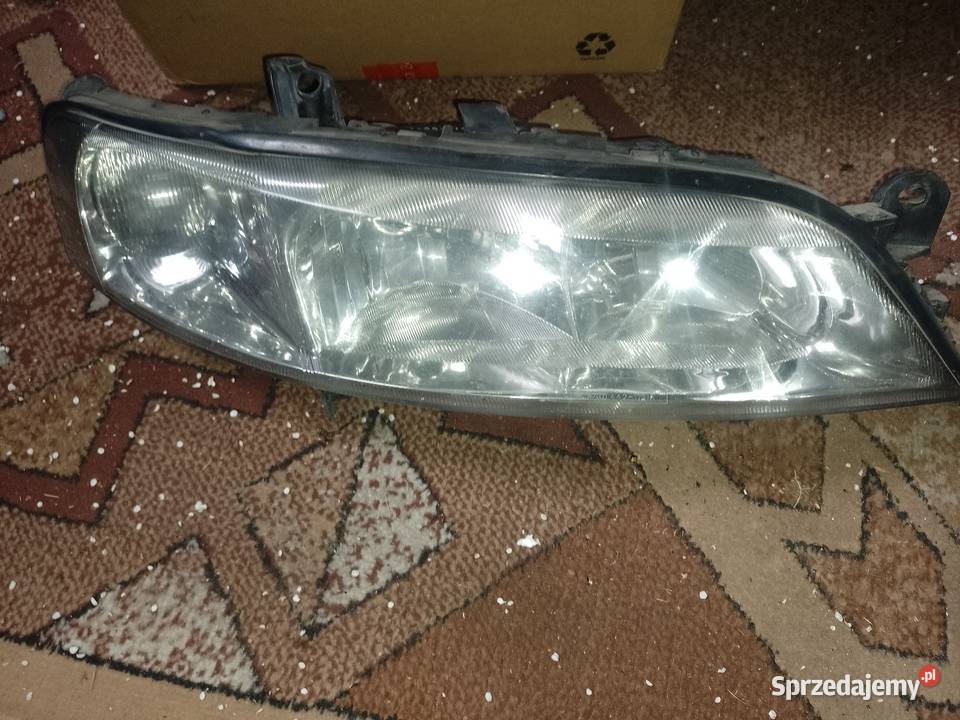 Lampy przednie Vectra B pomorskie Człuchów sprzedam
