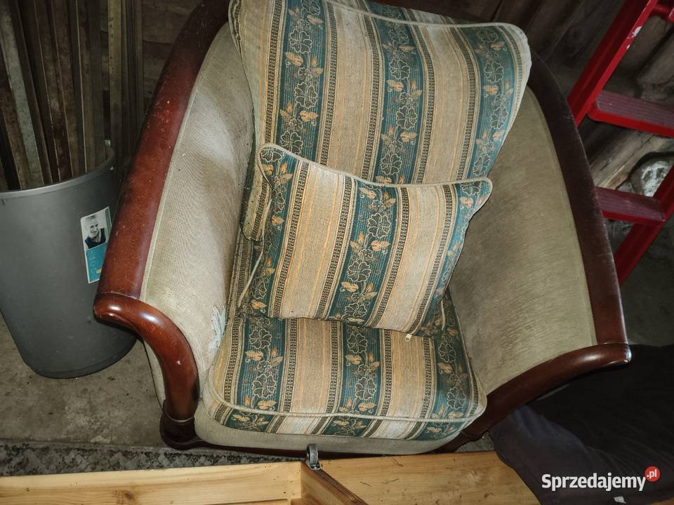 Szezląg pufa fotel Fotele Kłomnice