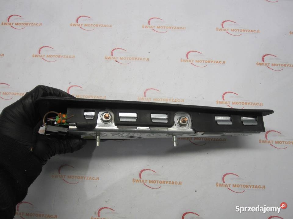 MERCEDES W204 07r poduszka fotela lewa świętokrzyskie