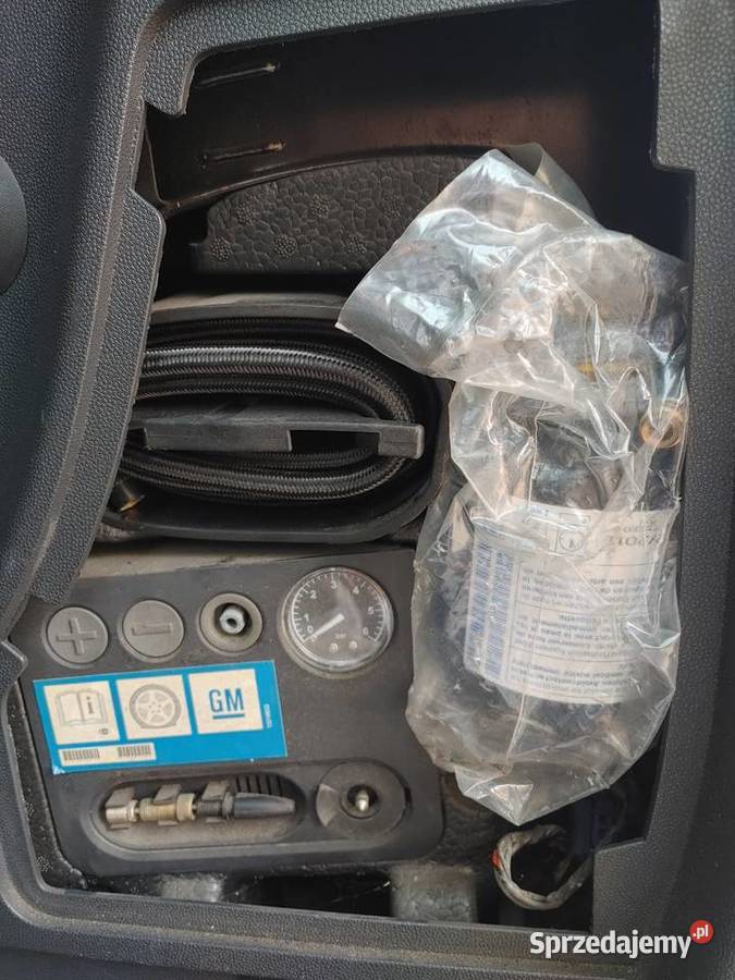 Opel Zafira B lift 19 120 radio Wąchock