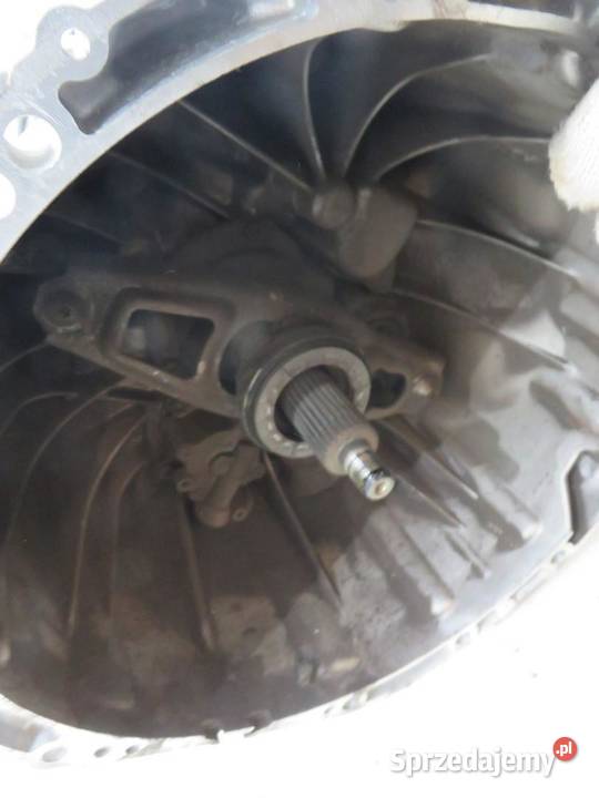 SKRZYNIA BIEGÓW MERCEDES W205 22 CDI 2132602000 sprzedam