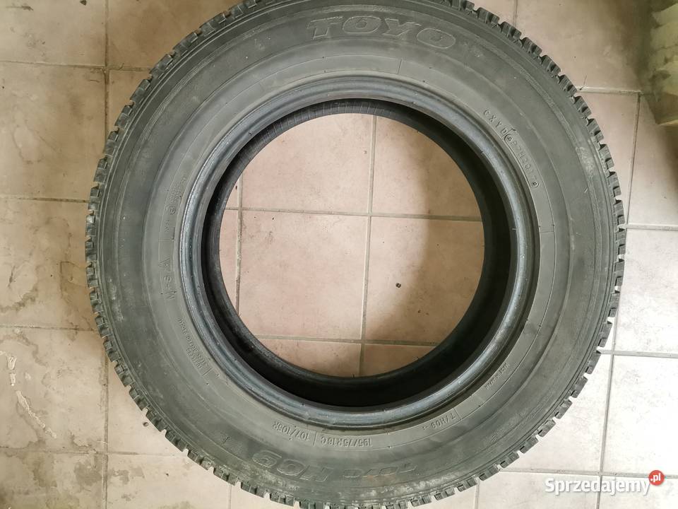 Opony zimowe wzmacniane Toyo 19575 R16C 6sztuk Jaworzno