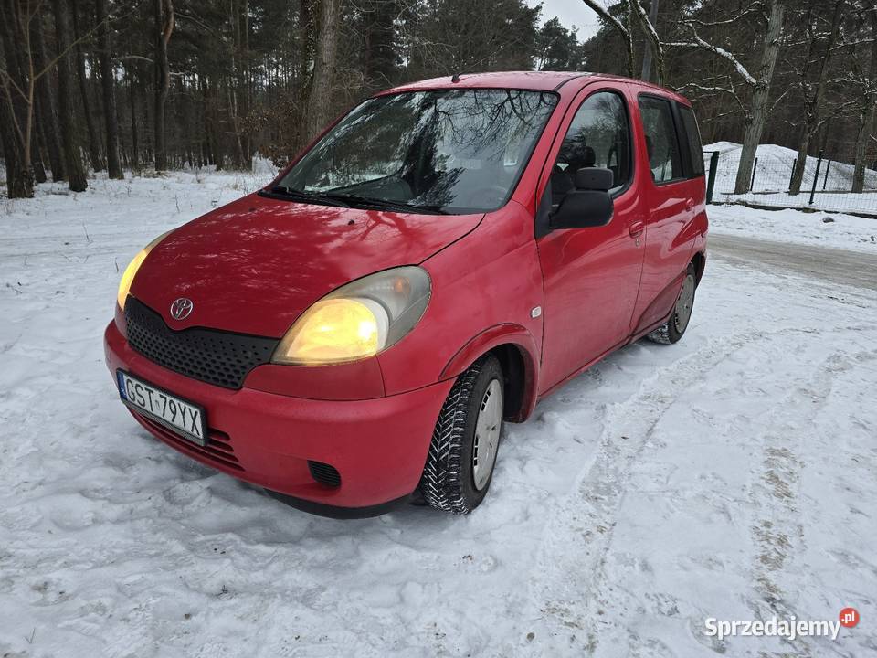 Toyota Yaris Verso BenzynkaPrywatnie manualna Czarna Woda