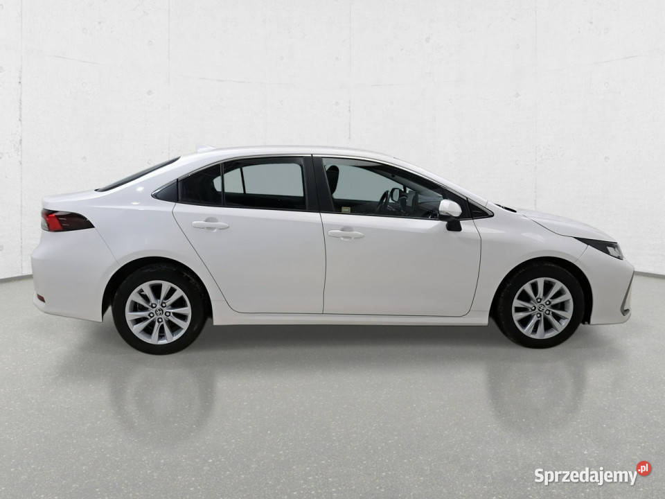 Toyota Corolla Seria E16 2012