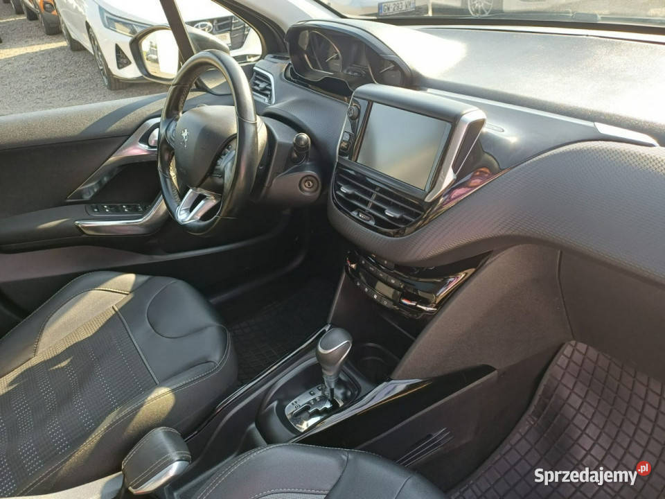Peugeot 2008 Panorama AUTOMAT 1 wł Navi Tablet Chrzanów