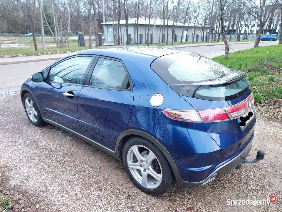 Honda civic 2011 14 benzyna zadbana bezwypadkowa sprzedam