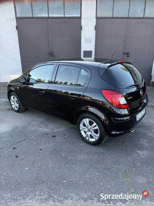 Opel Corsa 14 87 klimatyzacja tempomat wielofunkcyjna kierownica Zabrze