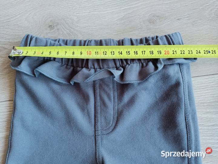 Jegginsy legginsy dziewczęce szare z falbanką 98 Spodnie sprzedam