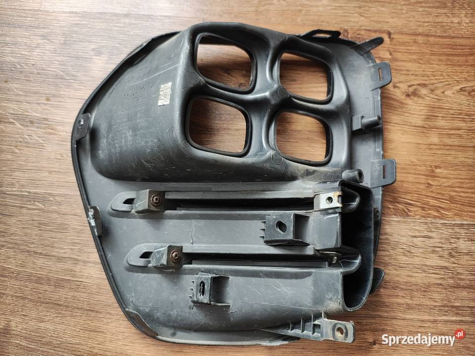 Osłona atrapa halogenu Kia Sportage IV Świnna sprzedam