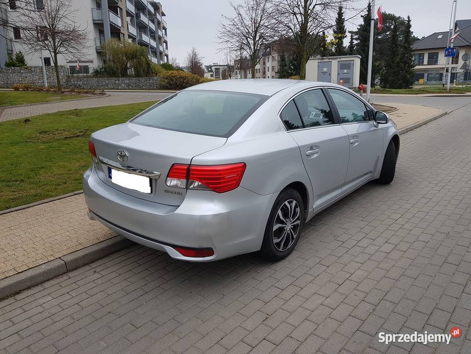 Polski Salon Toyota Avensis LIFT 16 Benzyna Stan Rok produkcji 2012 pomorskie Gdańsk