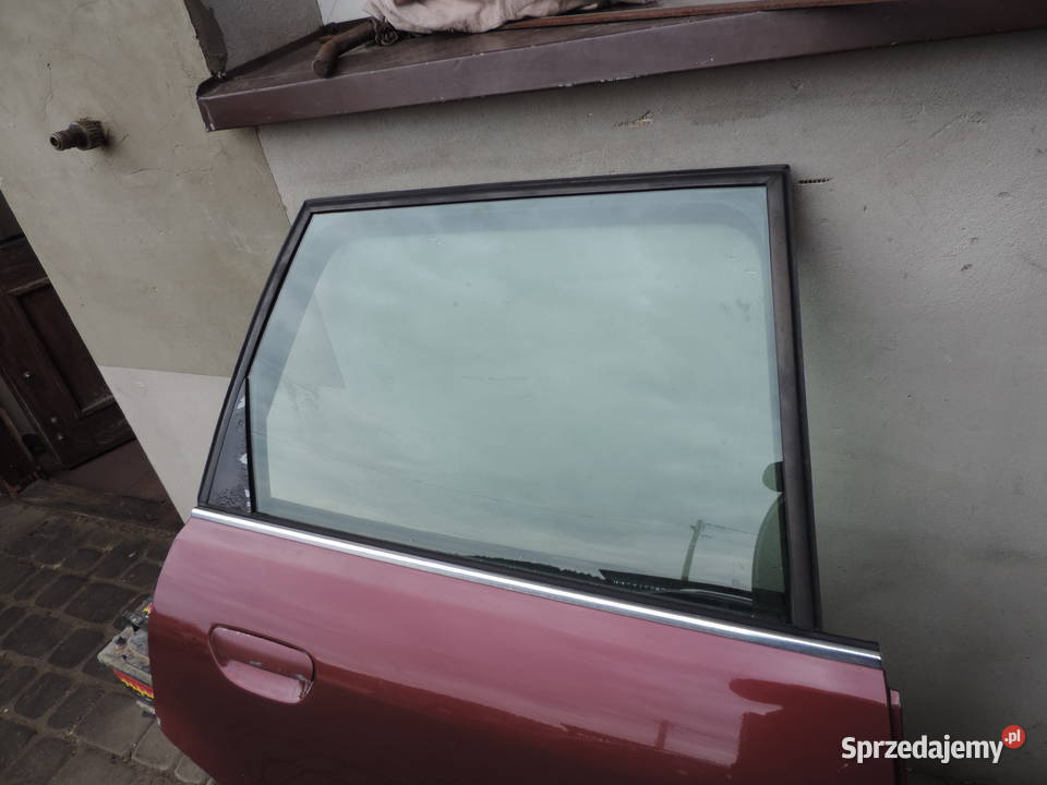 AUDI A4 B5 FL KOMBI DRZWI PRAWY TYŁ LZ3L