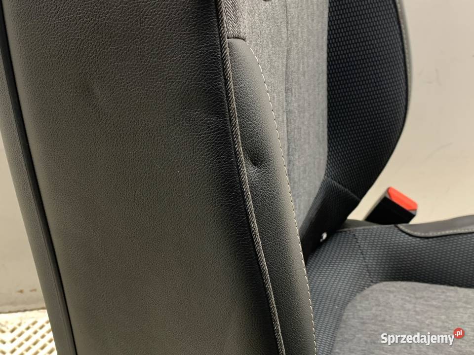 FOTEL PRAWY PRZÓD RENAULT CAPTUR I Crossover sprzedam