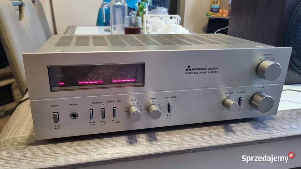 Wzmacniacz Mitsubishi DAU530 2x30W 8ohm Warta
