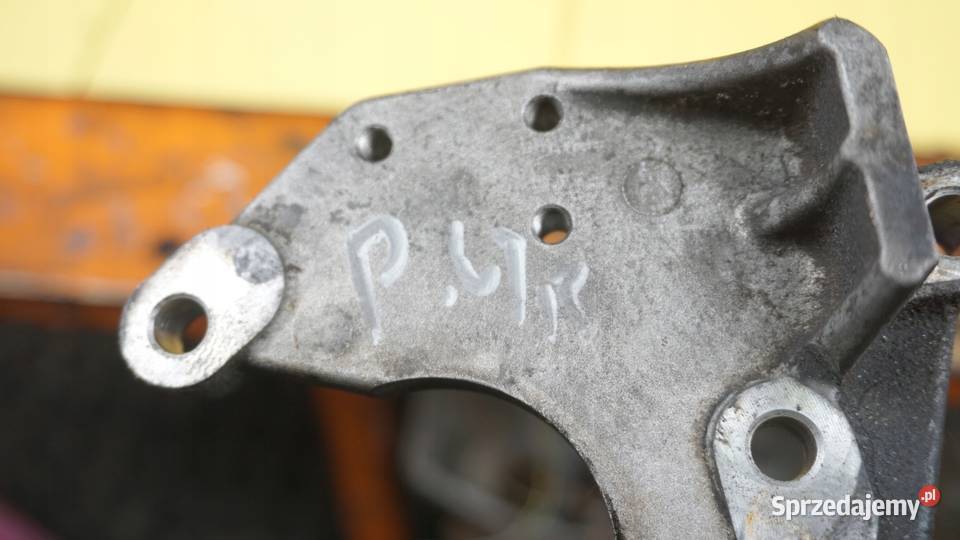 AUDI Q7 30 TDI 09r 232 BUG mocowanie pompy Suków sprzedam