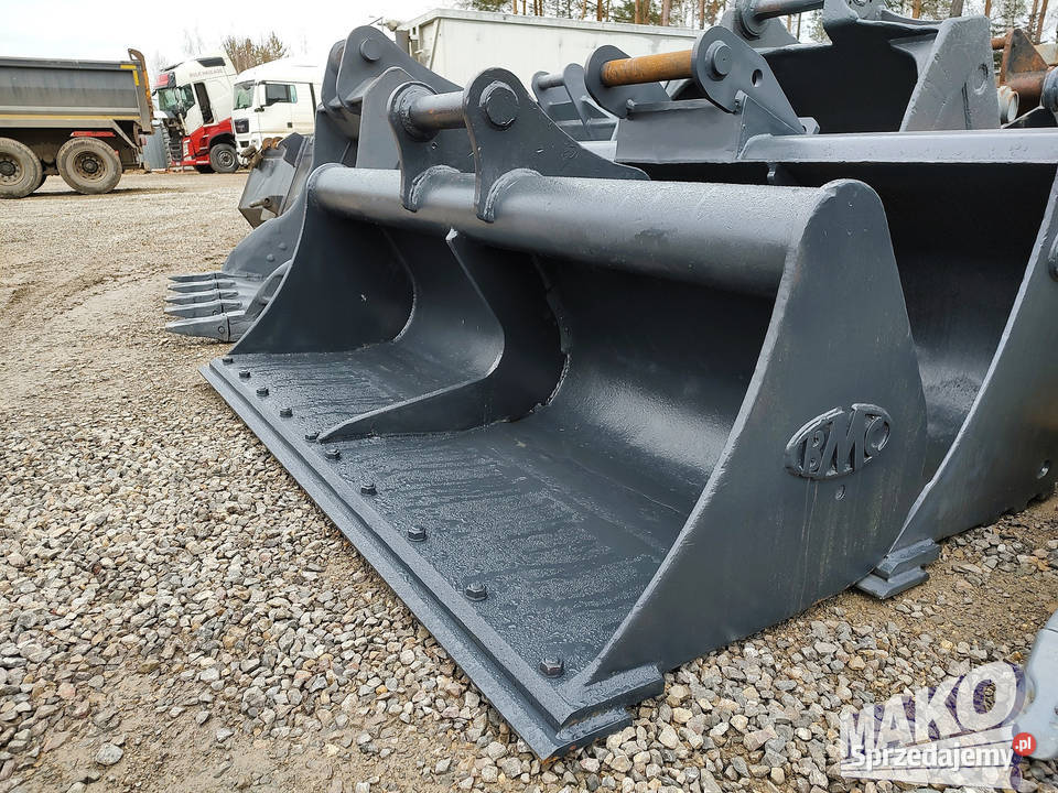 Łyżka skarpowa BMC 215 Miller fi 80 sworzeń 80mm Ostrowiec Świętokrzyski