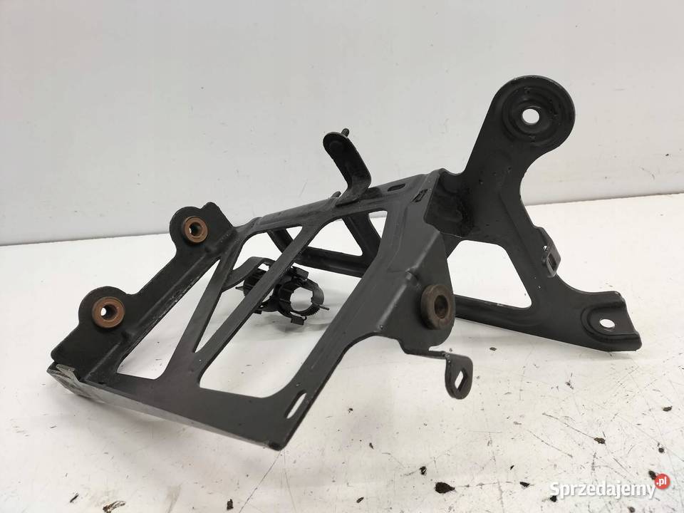 UCHWYTY STELAŻ DODATKOWEJ CHŁODNICY 20 TSI