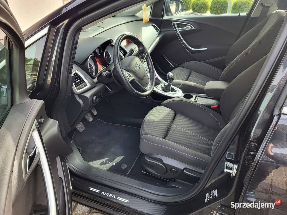 Opel Astra J 16 turbo benzyna 180 Pinczyn sprzedam