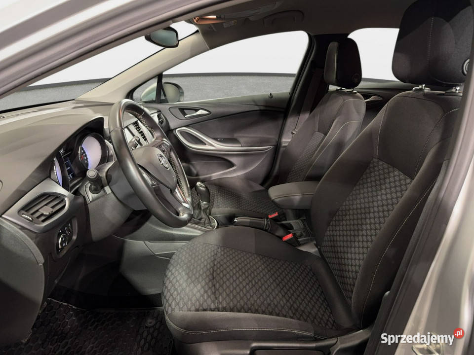 Opel Astra VAT 23 Enjoy 14 Turbo 125 M6 201819 r centralny zamek małopolskie Myślenice sprzedam