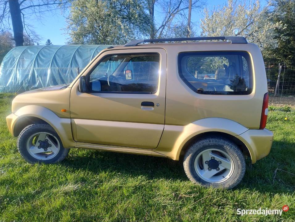 Suzuki Jimmy 13