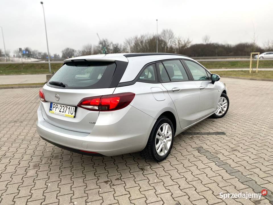 Opel Astra 16 Sport Tourer Kaczory