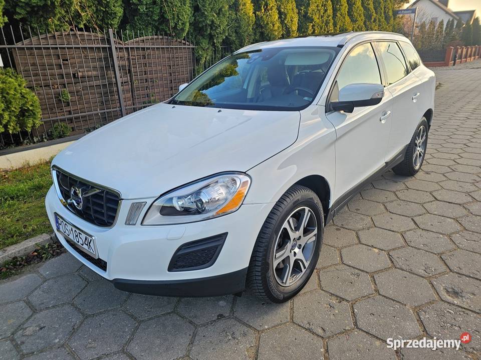 Volvo XC 60 24 D5 215 AWD 2012 r Bogate radio Ostrów Wielkopolski
