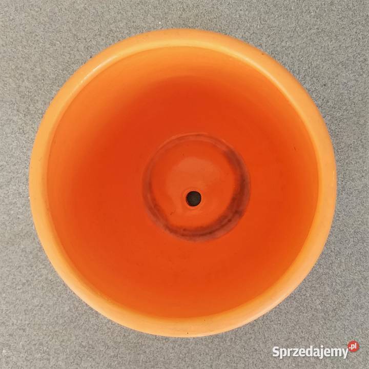 Doniczki ceramiczne używane różne