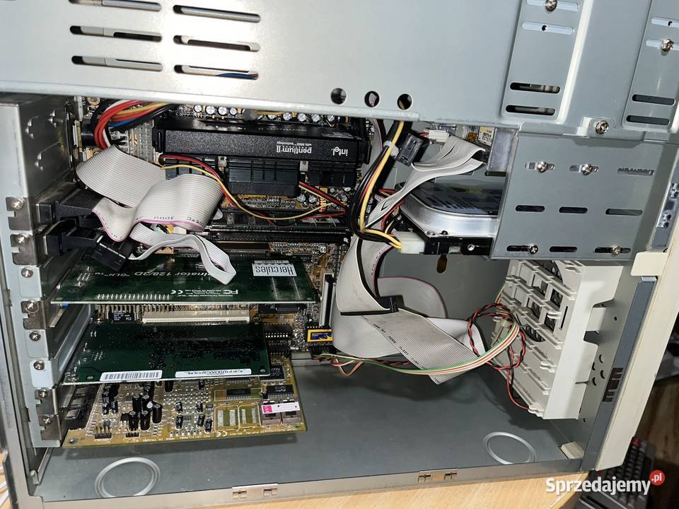 Zabytkowy komputer PC AT Pentium II 233MHz małopolskie Brzana