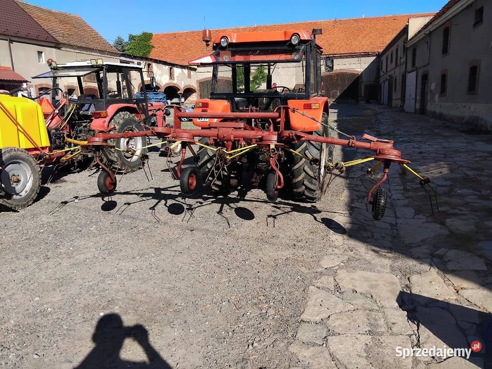 Przetrząsarka do siana Zgrabiarki i przetrząsacze