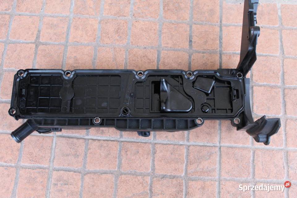 POKRYWA ZAWORÓW FORD FIESTA MK7 16 TDCI