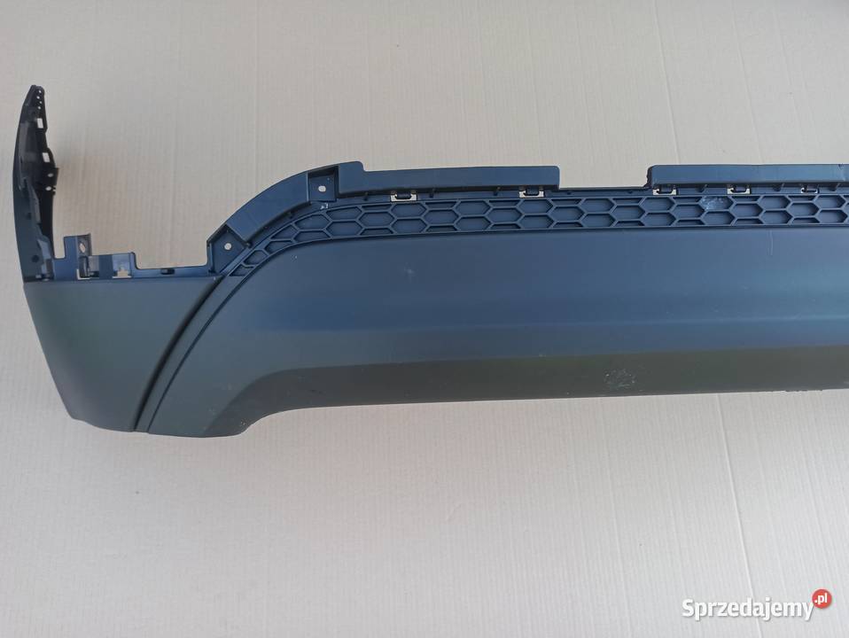 BMW 1 E81 E82 E87 E88 KRATKA ZDERZAKA ŚRODKOWA Bieleń