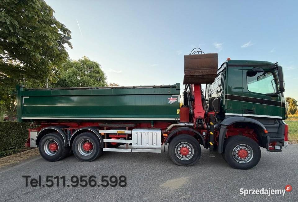 Mercedes wywrotka 8x8 z dzwigiem do sprowadzenia Warszawa