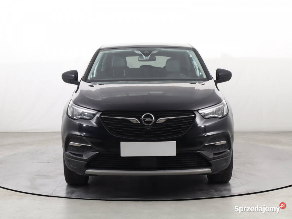 Opel Grandland 12 Turbo światła LED