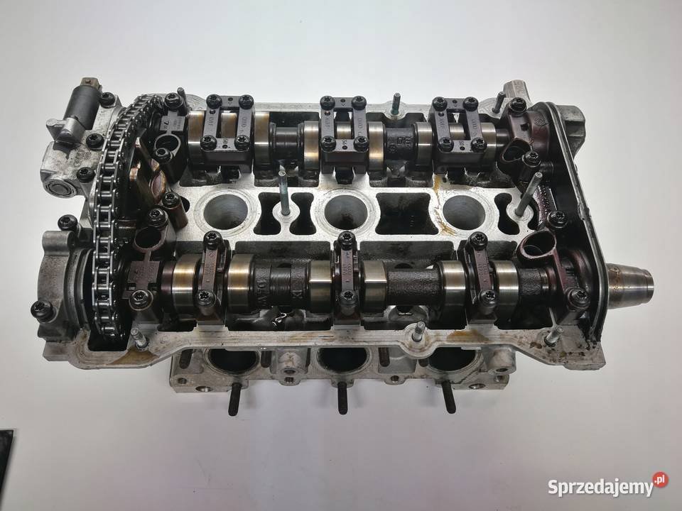 GŁOWICA KOMPLETNA PRAWA AUDI 27 ARE 078103373AE osobowe Przystajń
