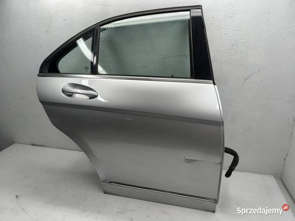 DRZWI PRAWY TYŁ KOMPLETNE MERCEDES W204 LIFT