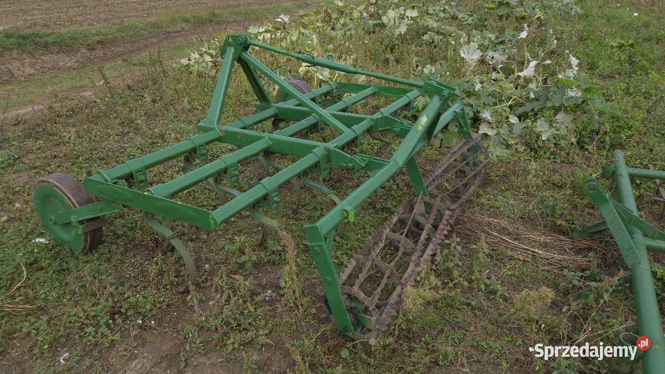 Kultywator 24m z wałem strunowym nieuszkodzony Kultywatory Mierzęcice