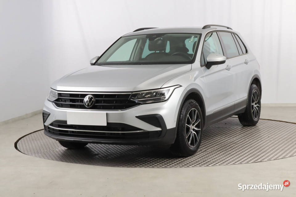 VW Tiguan 15 TSI światła LED Zabrze