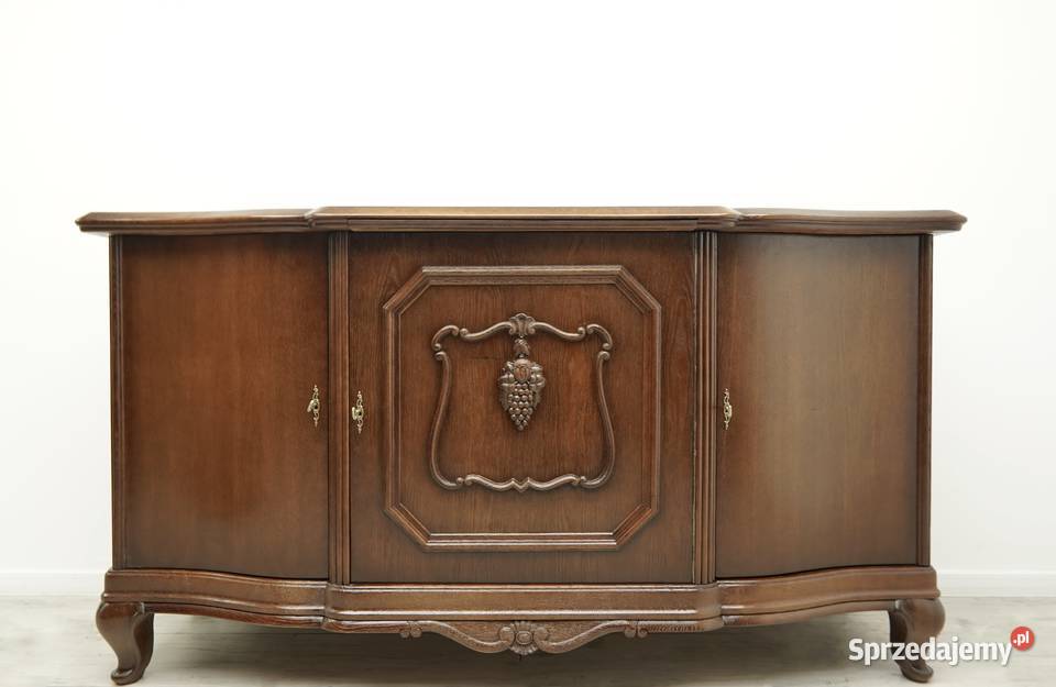 Dębowa komoda z lat 20tych w stylu secesyjnym
