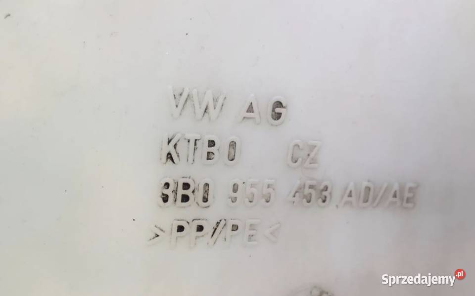 ZBIORNIK ZBIORNICZEK PŁYNU SPRYSKIWACZY VW Działoszyce