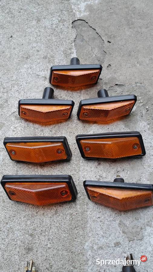 Fiat 125p klosze kierunkowskazów i lamp tylnich Leszno