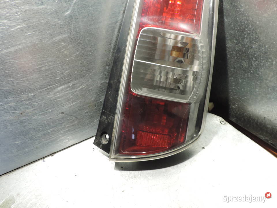 SUBARU JUSTY 4 LAMPA PRAWY TYŁ małopolskie Nowy Sącz